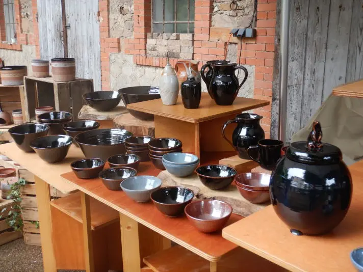 stand poterie foire salon marché